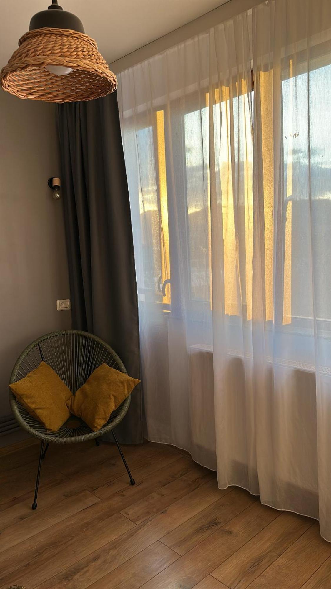 1 Room Apartment- Self Check In 24H Resita Exterior photo